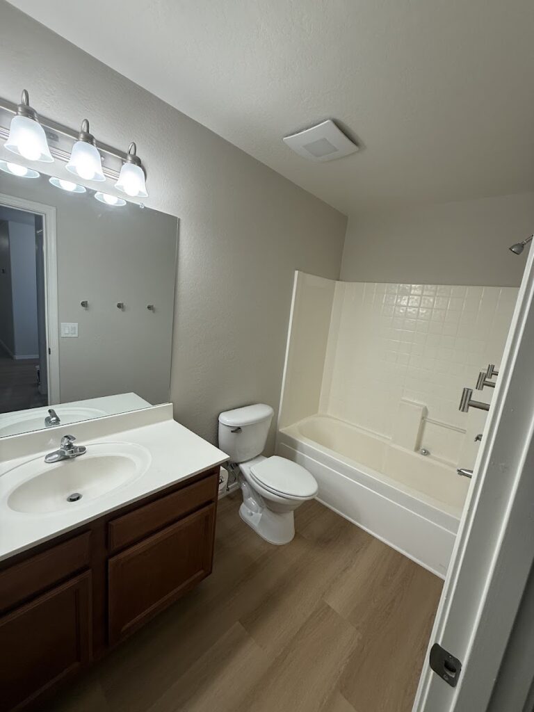 Evolution Restoration & Renovation – Water Mitigation Phoenix